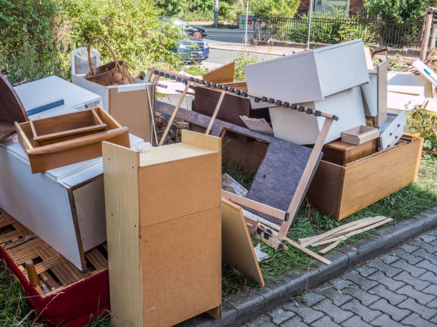 Best Yard Waste Removal  in Azusa, CA